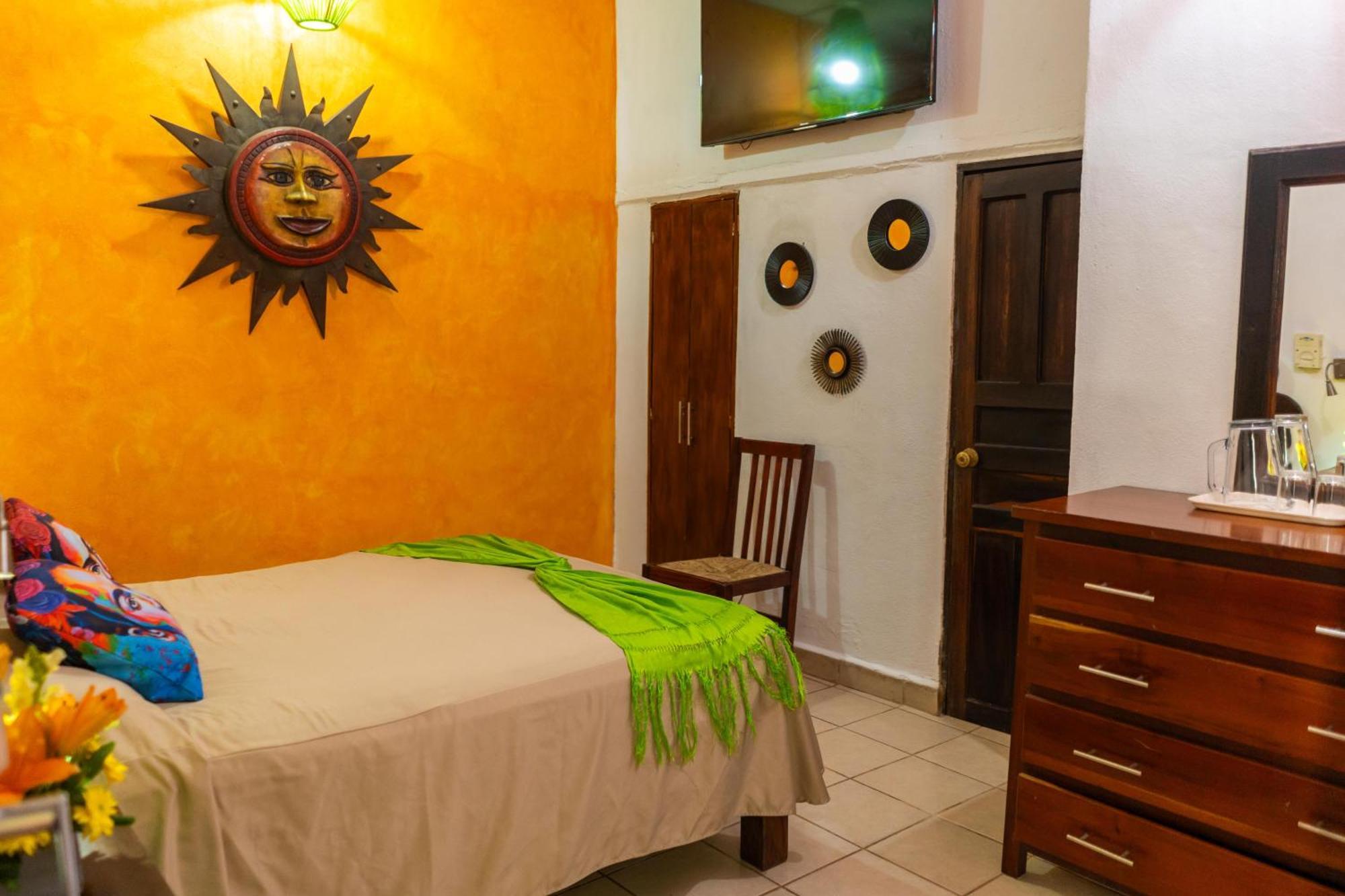 Hotel Posada De Roger Puerto Vallarta Dış mekan fotoğraf